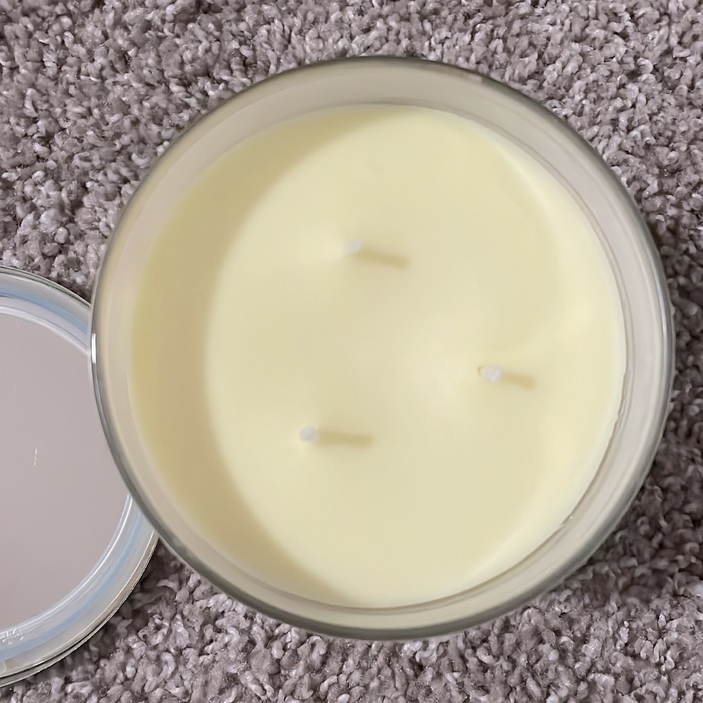 Bath & Body Works Rosewater & Ivy Scented Candle - Picture 3 of 3